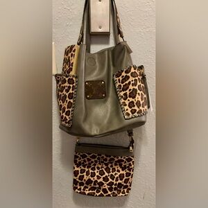 3 in 1 Whipstitched Side Pockets Leopard Print Hobo Style Wallet Set.